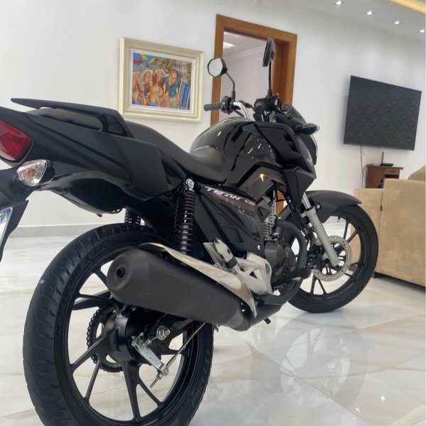 Titan 2024 Ou R$ 18 mil 